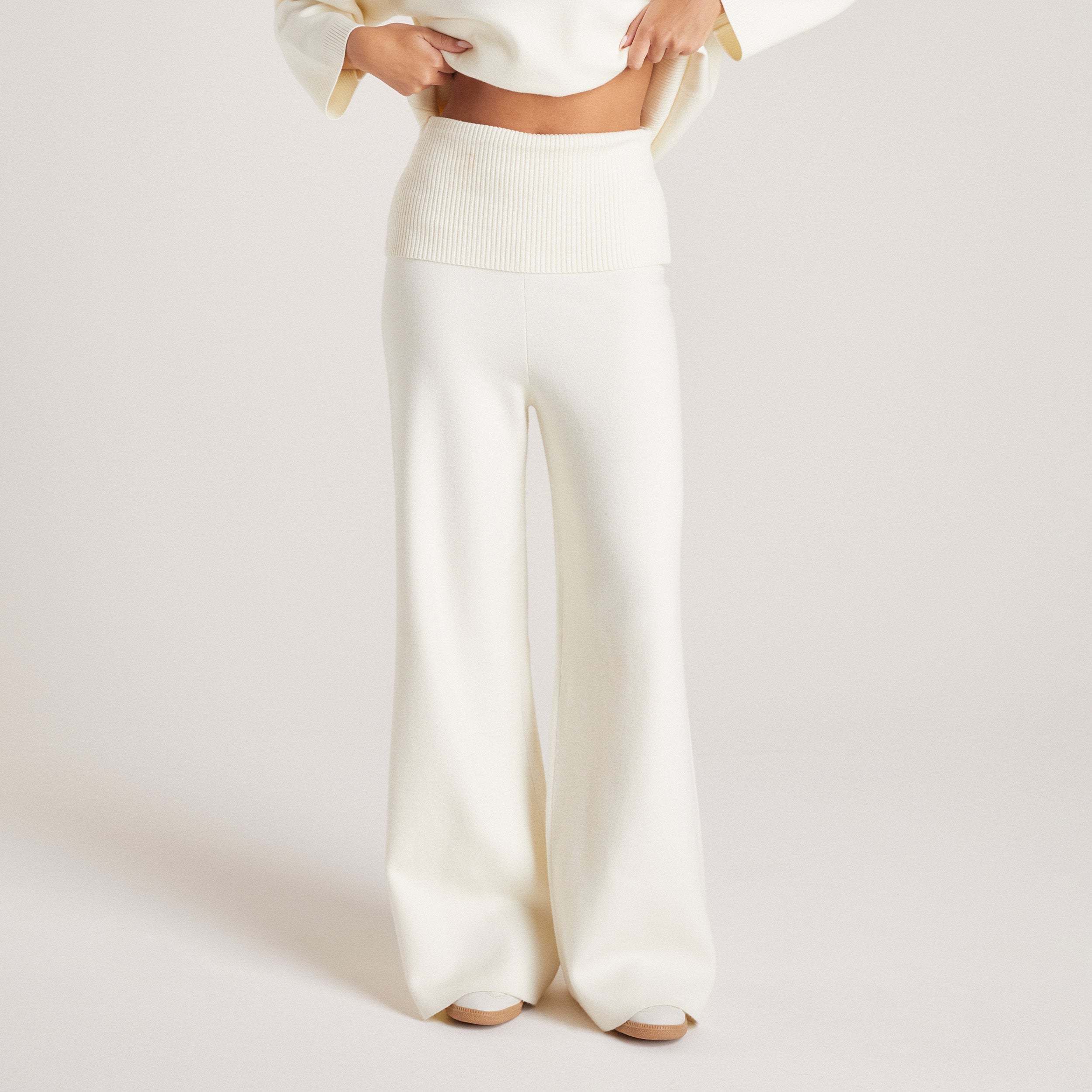 Knitted Pants - Creme